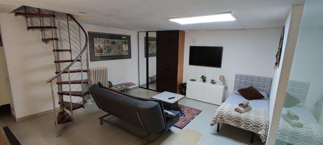 Central Private Flat By Old Town, Shops, Restaurants 巴里 外观 照片